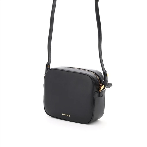 Versace
Virtus leather camera bag in black - Picture 4 of 4